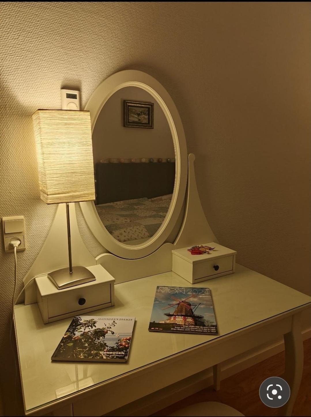 Charming In A Cozy In Apartment Stege