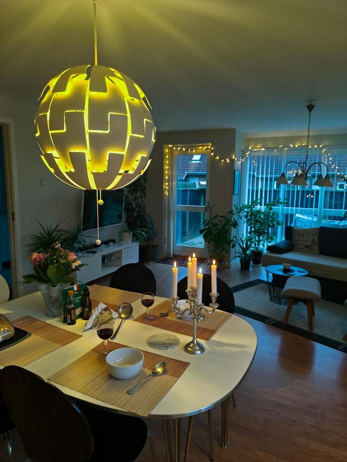 Charming In A Cozy In Apartment Stege