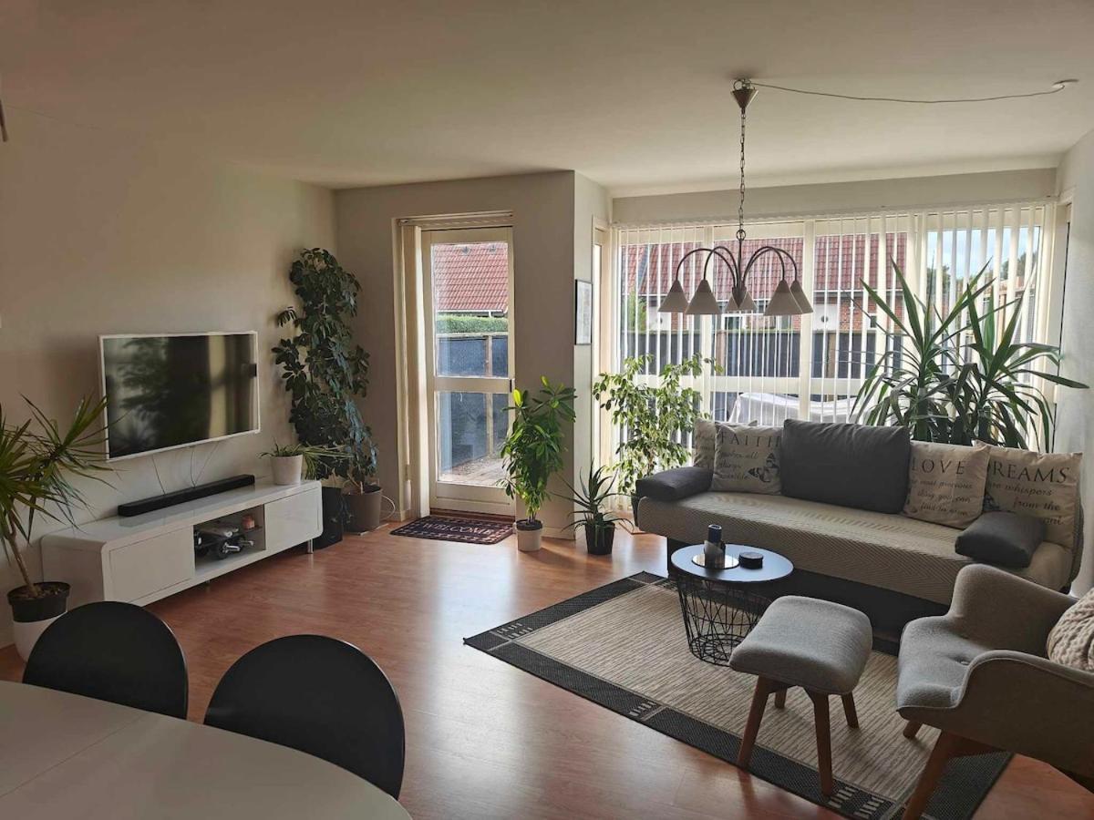Apartment Charming In A Cozy In *